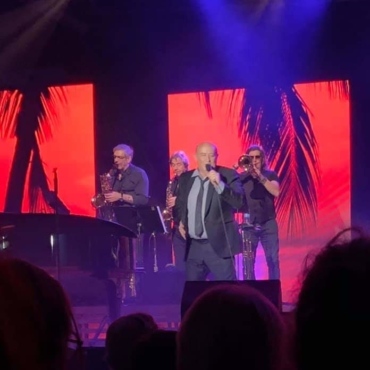 Michel Jonasz était en concert à la Grande Halle de Saint Gaudens à l'occasion d'un des concerts organisés dans le cadre de la saison culturelle de la ville de Saint Gaudens