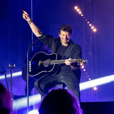 PATRICK BRUEL - Concert aux arènes du Tempéras à Alès, avec Y A D'LA JOIE PRODUCTIONS, undi 18 juillet 2022